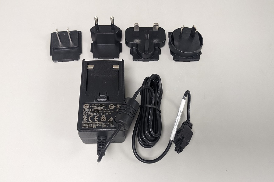 Power Supply, AirLink Universal AC Power Adapter, Input 100 -240 VAC, Output: 12 Vdc 1.5 A